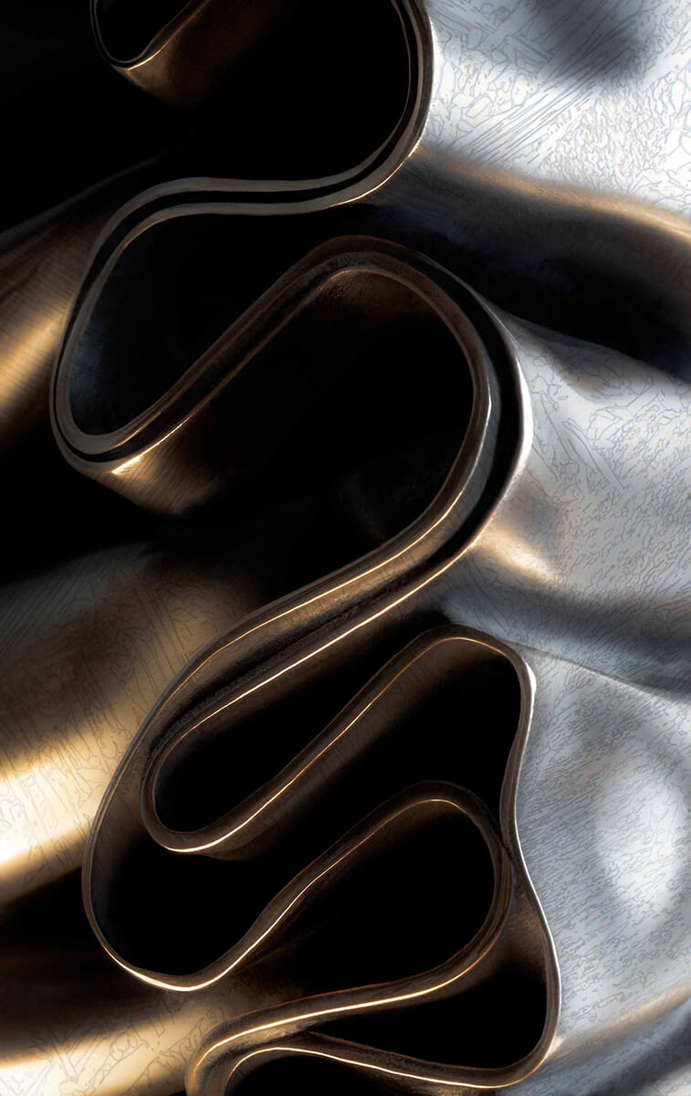 Photographie de la sculpture Métamorphose. Tirage en subligraphie, 97 x 57 cm
