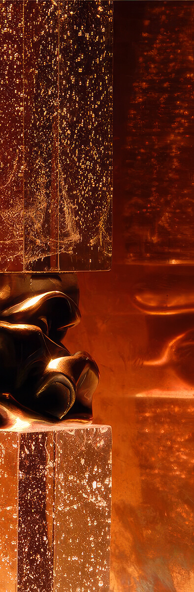 Photographie de la sculpture Reflet. Tirage sur dibond, 124 x 41 cm