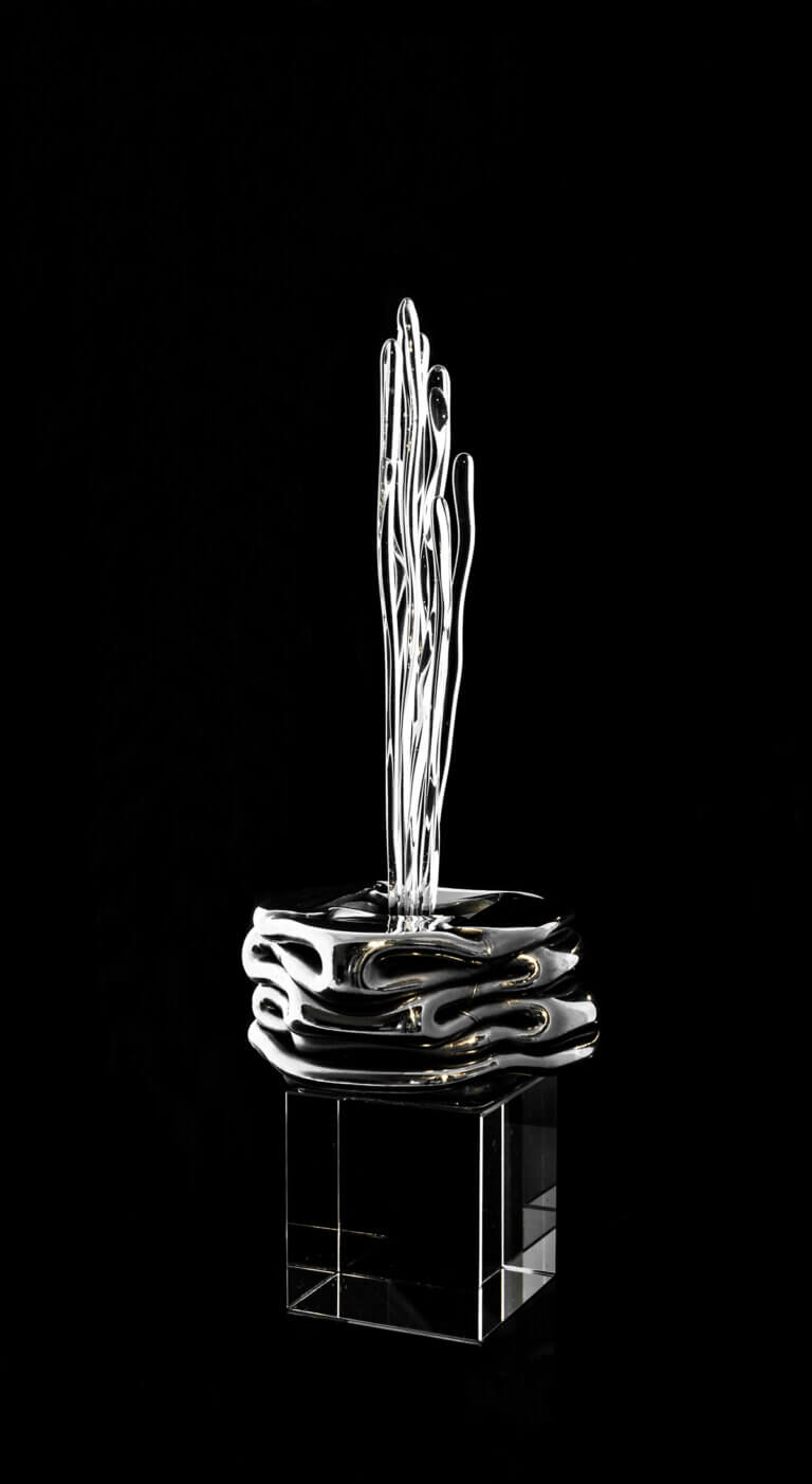 Photo sculpture Jaillissement. Acier, verre, cristal – 28 x 10 x 10 cm